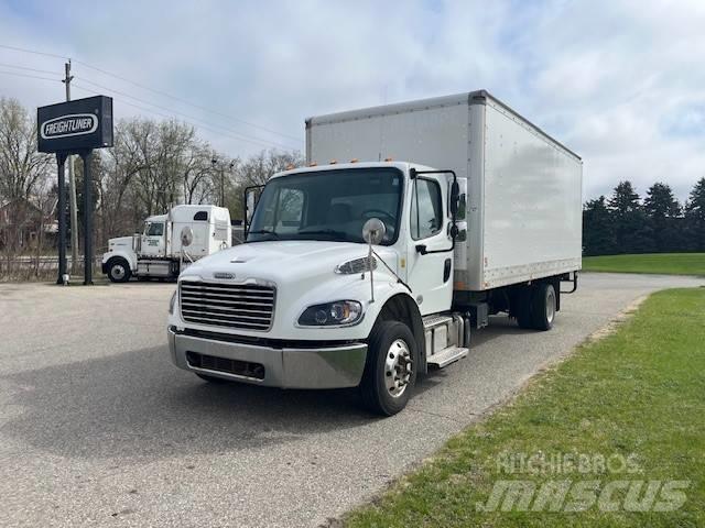 Freightliner M2106 貨箱式卡車