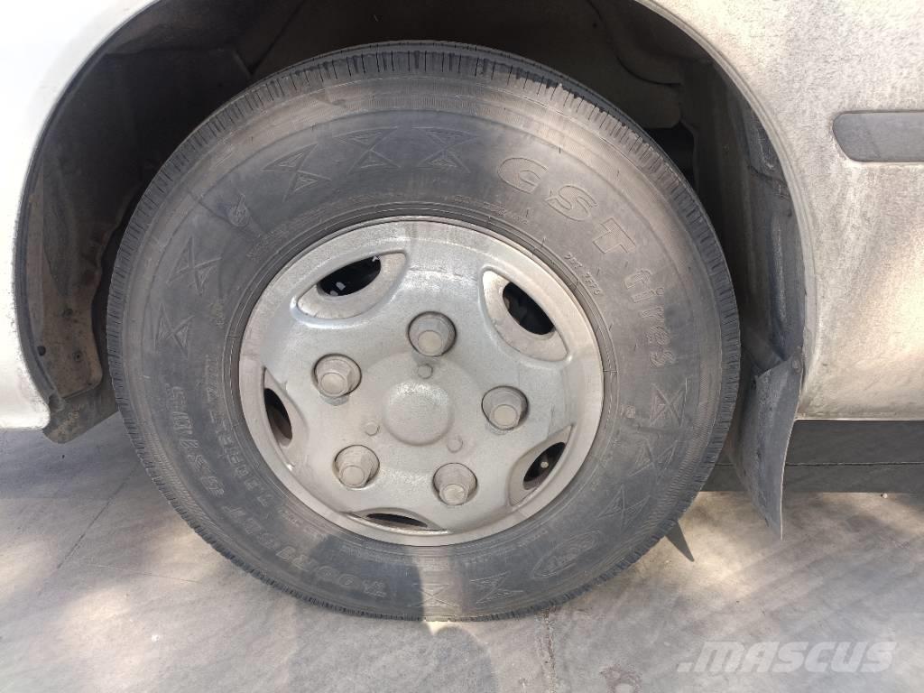 Toyota Coaster Bus 迷你巴士