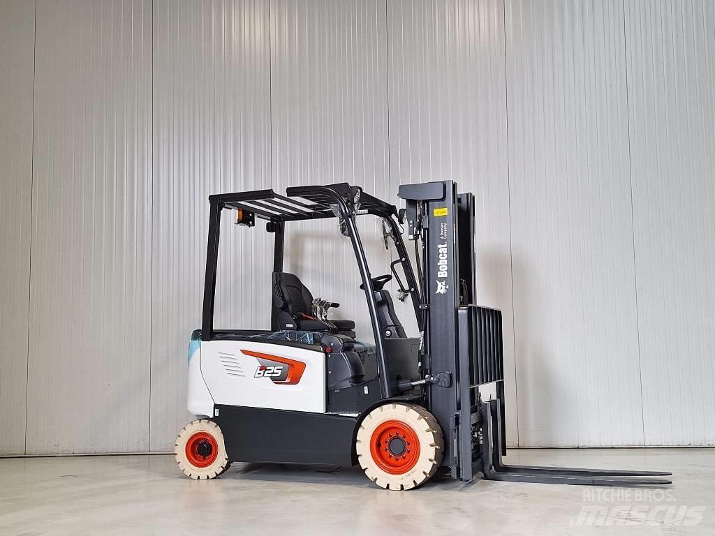 Bobcat B25X-7 PLUS 電動堆高機
