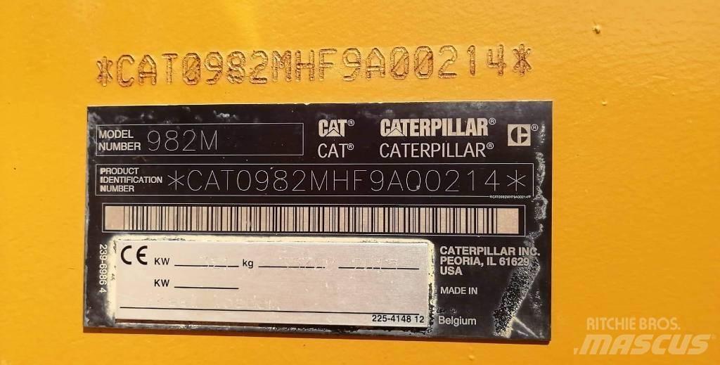 CAT 982 M 輪胎式裝載機