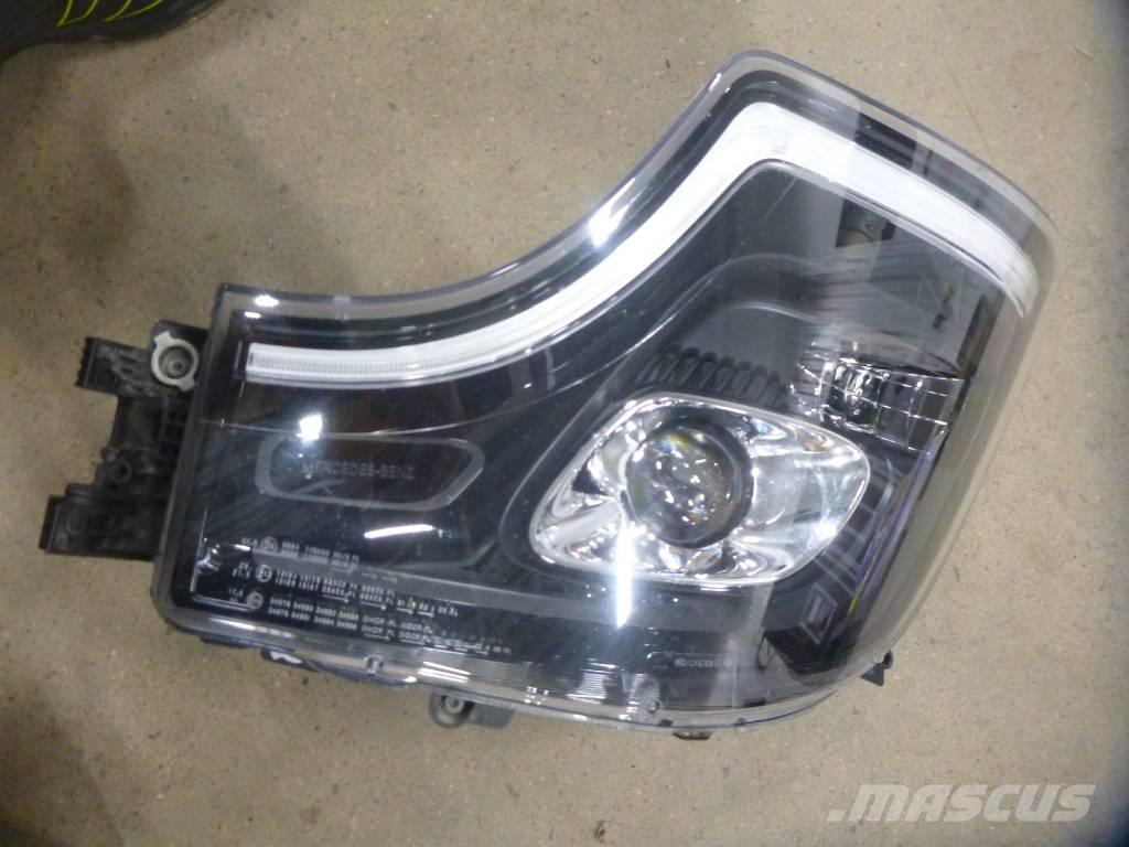 Mercedes-Benz Actros 電子設備