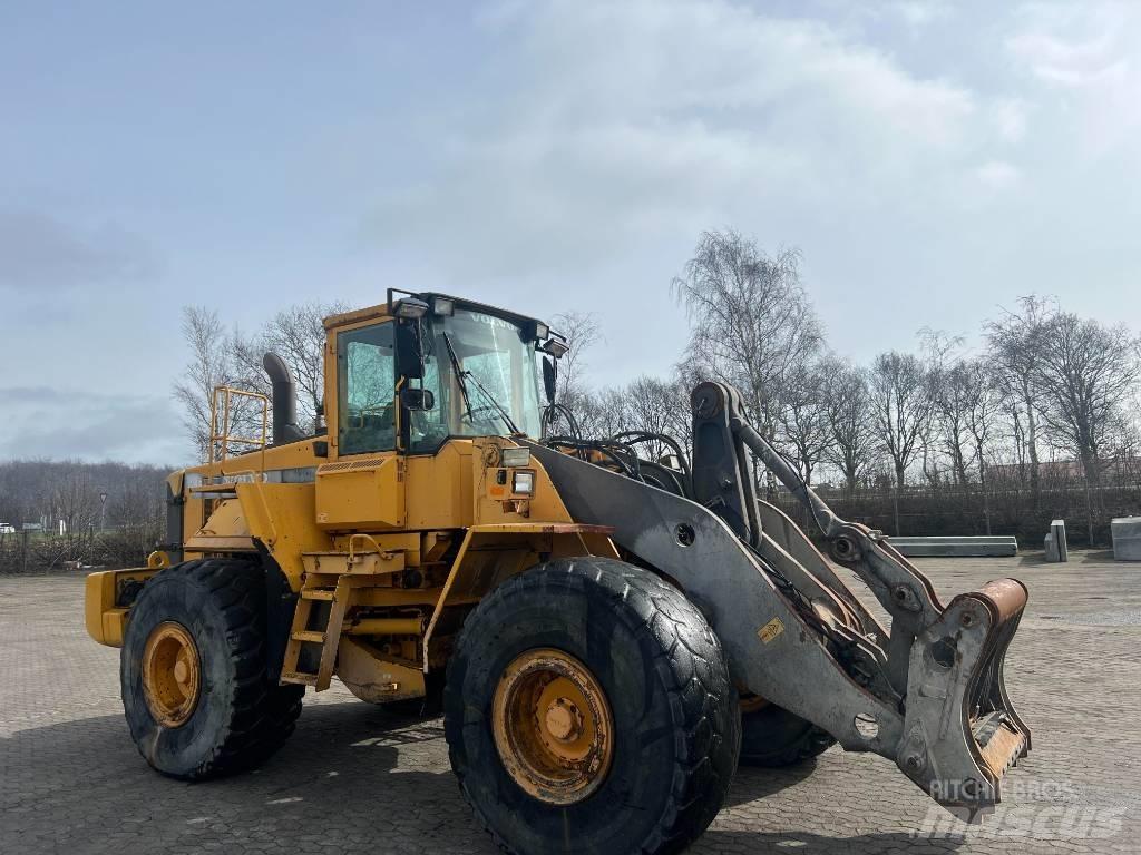 Volvo L 180 C 輪胎式裝載機