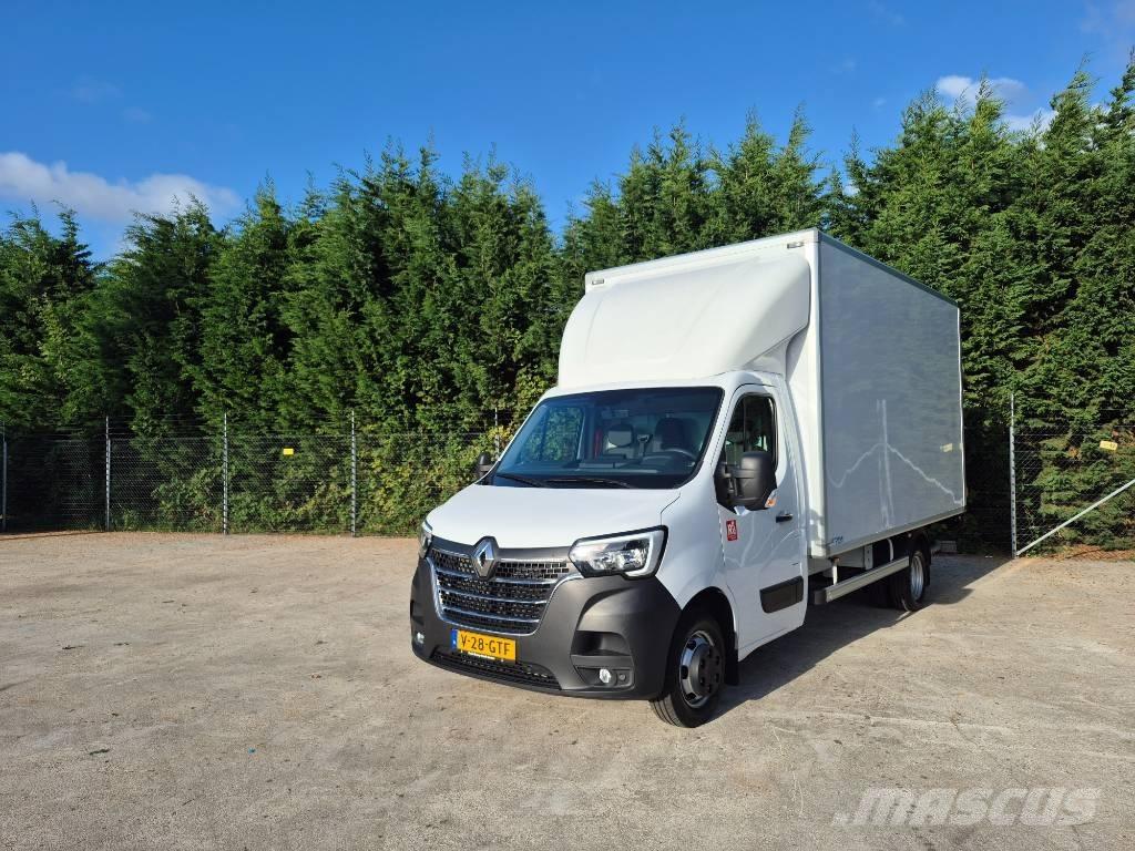 Renault Master 車廂
