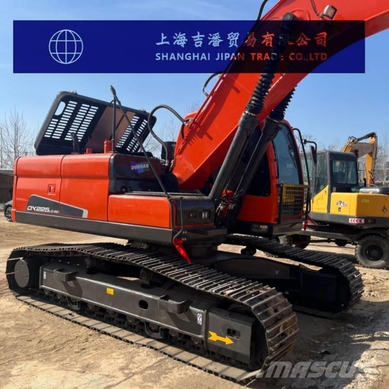 Doosan DX 225 LC 履帶式 挖土機/掘鑿機/挖掘機