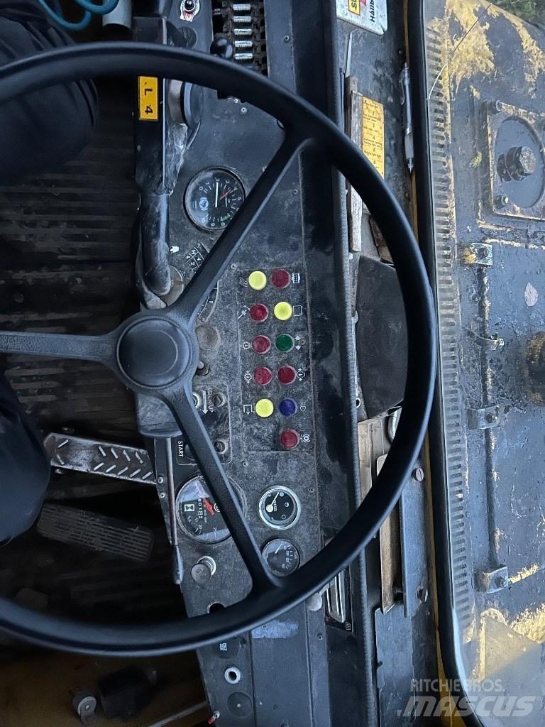 Volvo BM 861 鉸接式起吊車