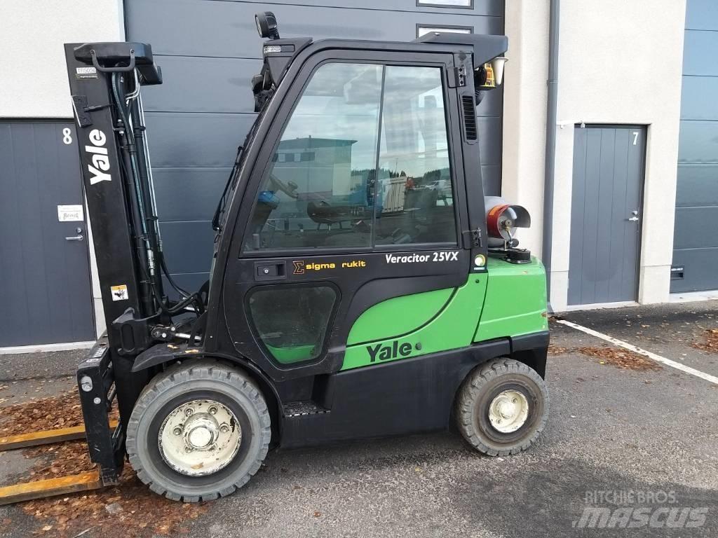 Yale GLP25VX 液化石油氣LPG卡車