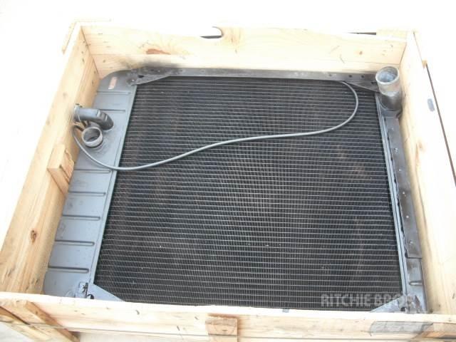 CAT radiator 140 G 平土機