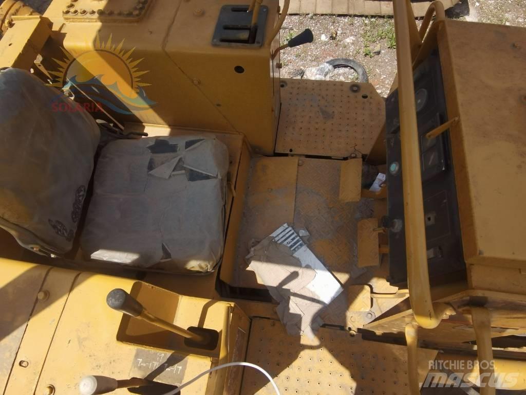 CAT D 3 C 履帶推土機