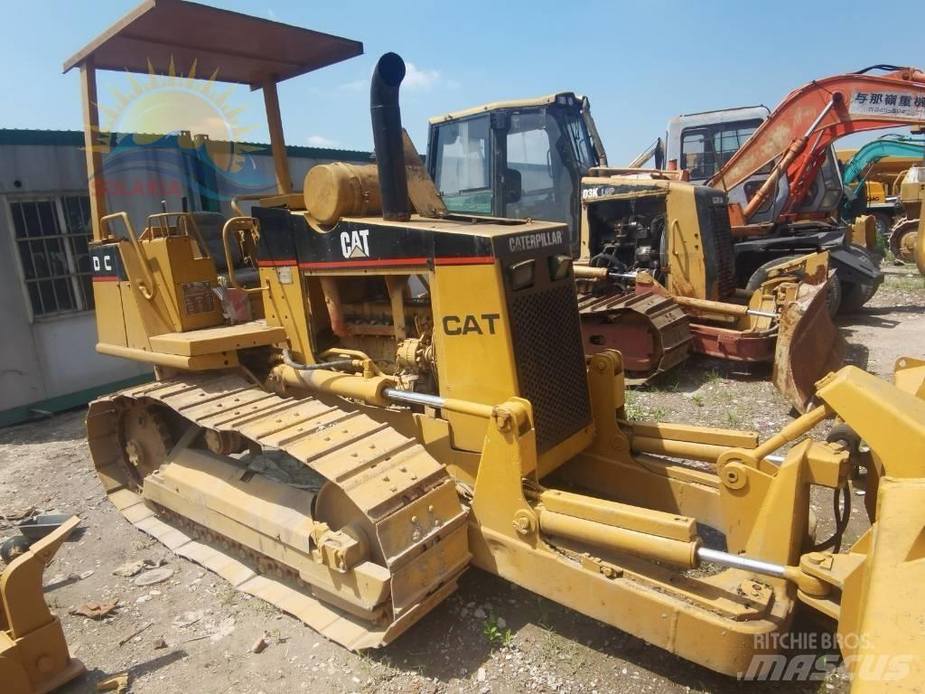 CAT D 3 C 履帶推土機