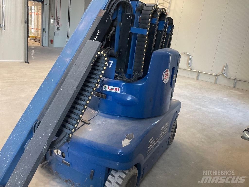 JLG Toucan 1210 曲臂高空作業車