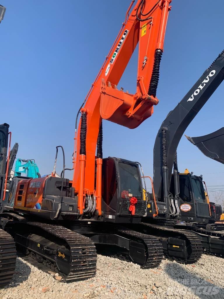 Hitachi ZX 200 履帶式 挖土機/掘鑿機/挖掘機