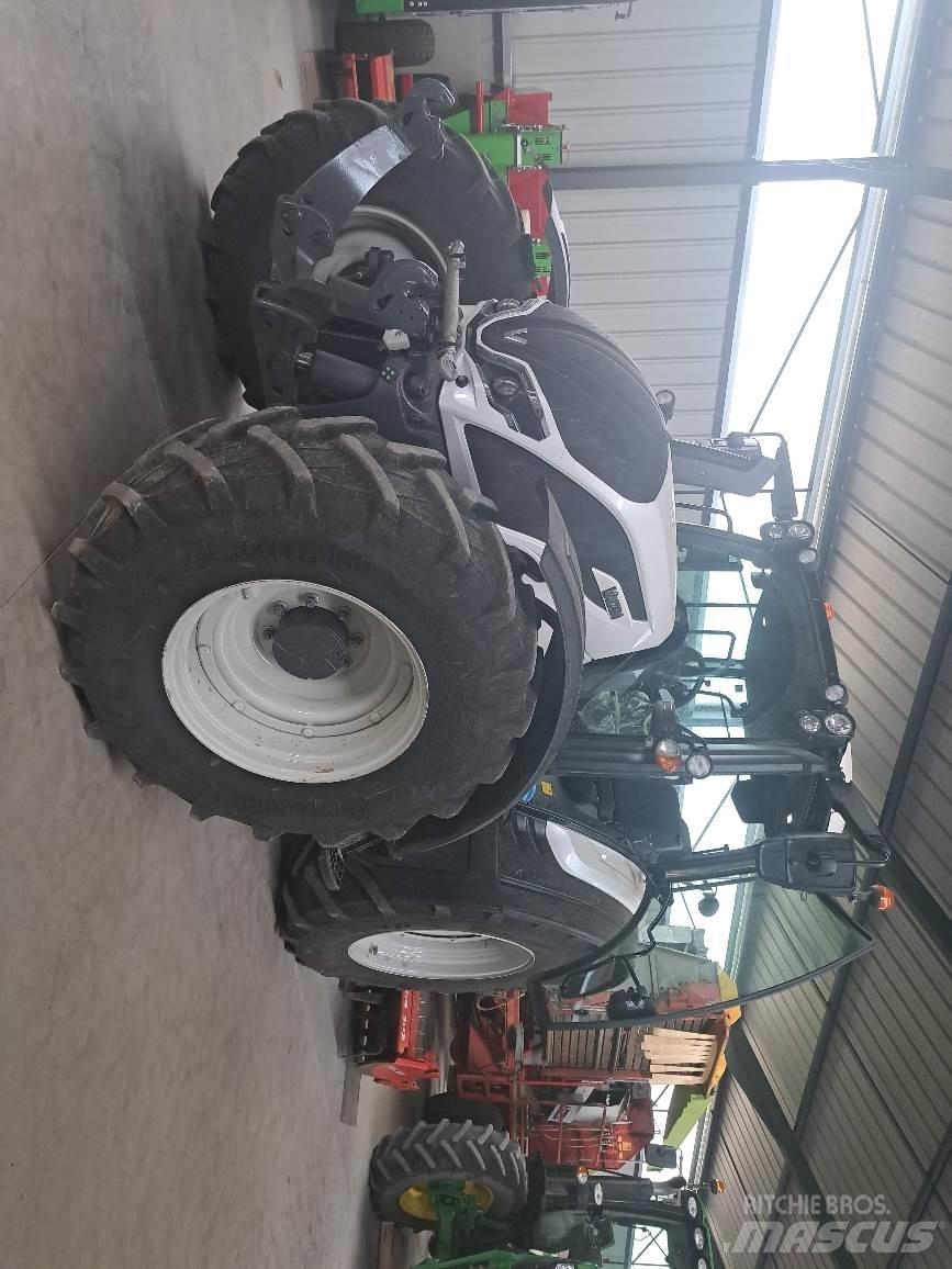 Valtra N155 曳引機