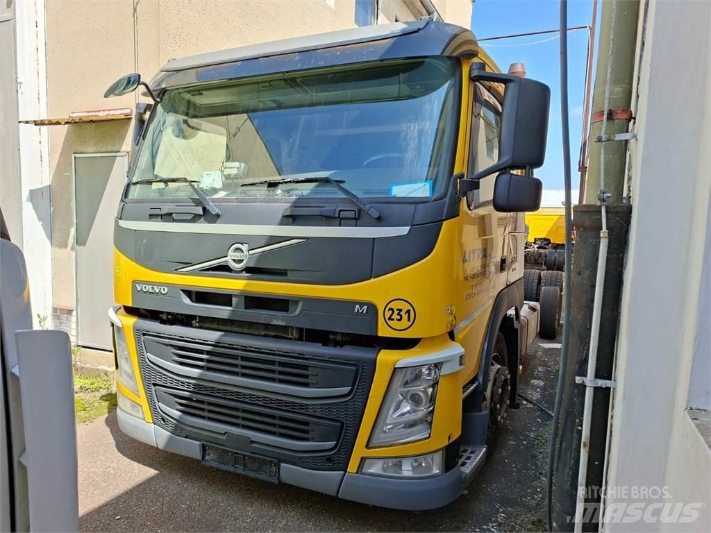 Volvo FM 500 6X2 商用底盤車