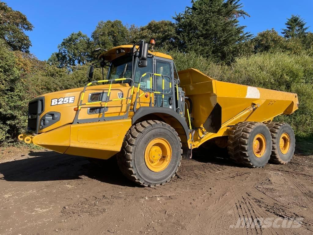 Bell B 25 E EPA 鉸接式起吊車