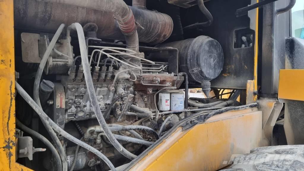 JCB 456 輪胎式裝載機