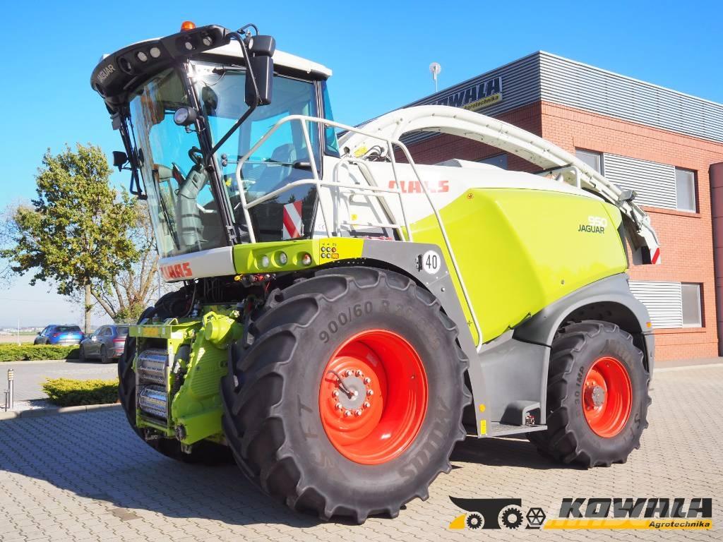 CLAAS Jaguar 950 4x4 自走式飼料採集機