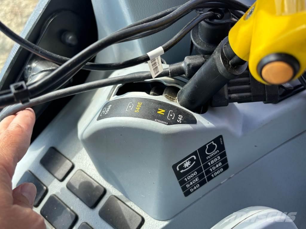 New Holland T6.165 曳引機