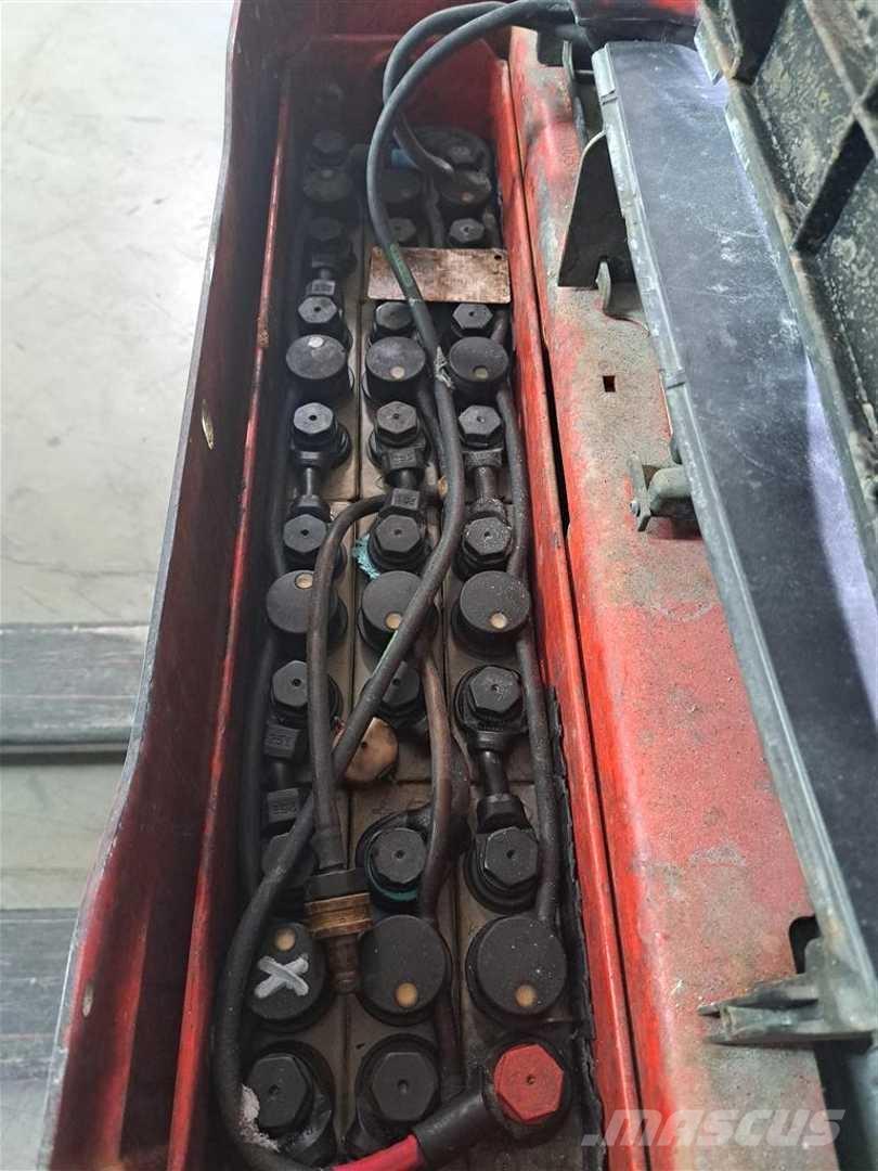 Linde T16 行走控制式堆積機