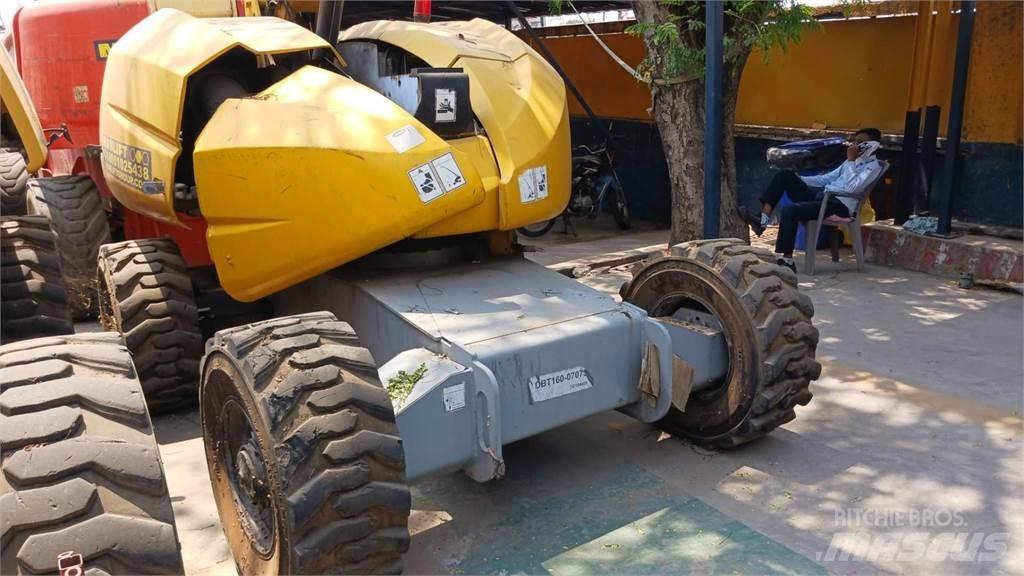 Haulotte H16TPX 伸縮臂高空作業車