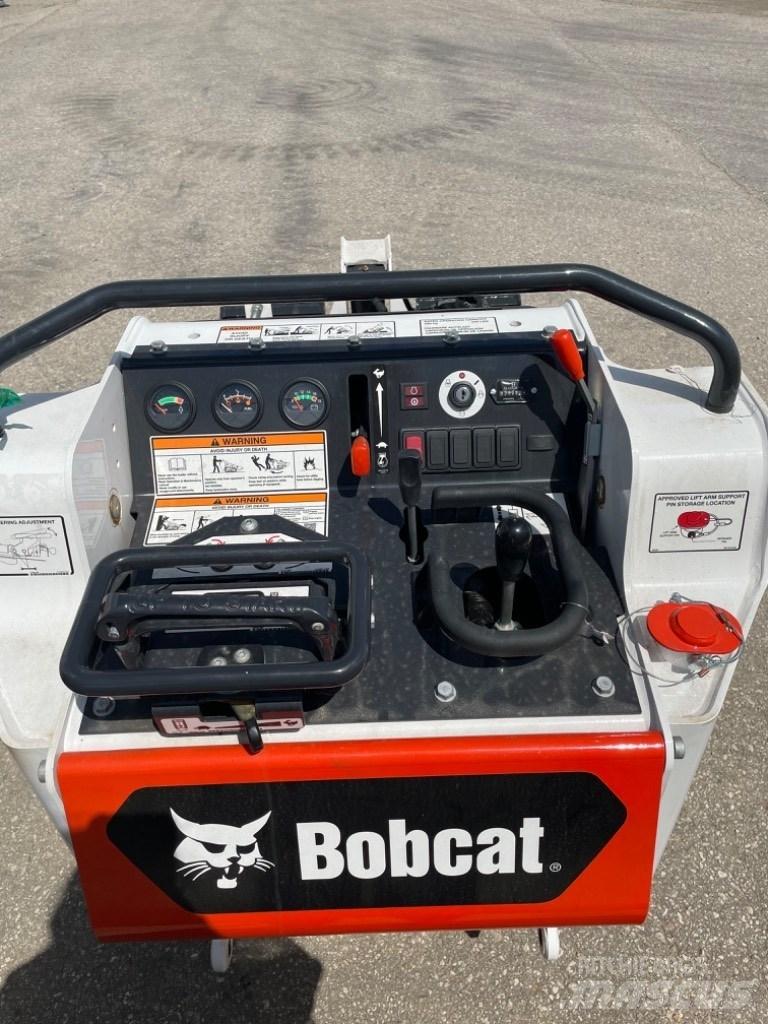 Bobcat MT 55 推土機