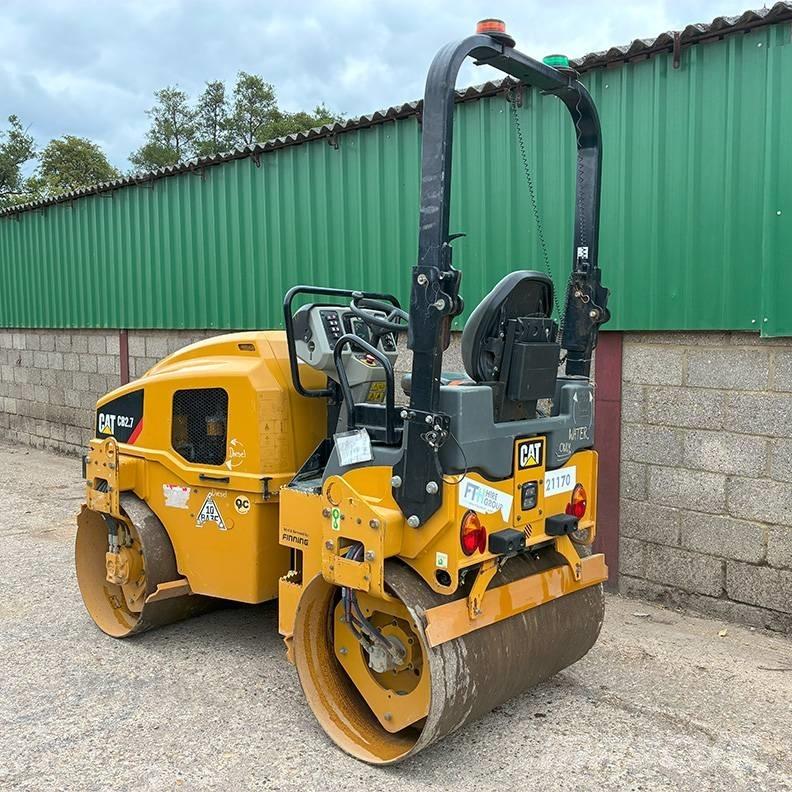 CAT CB 2.7 雙輪滾壓機