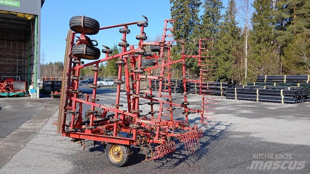 Väderstad NZ    7,4m 耙車