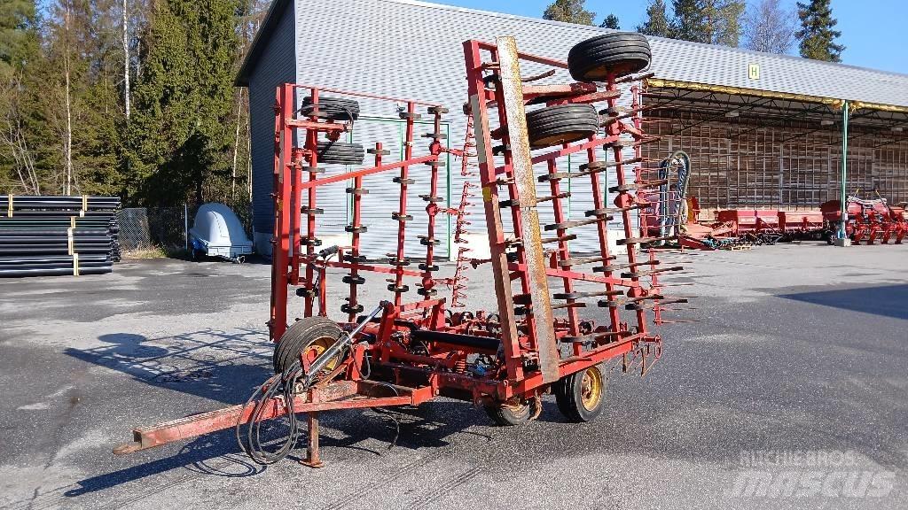 Väderstad NZ    7,4m 耙車