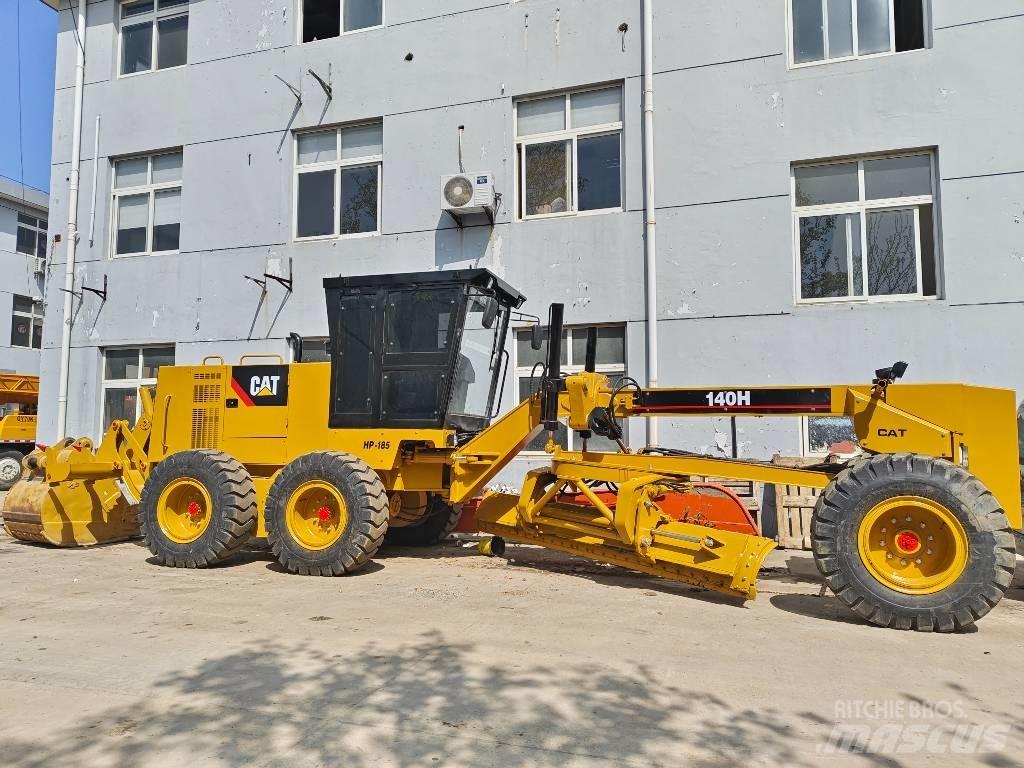 CAT 140 H 平土機