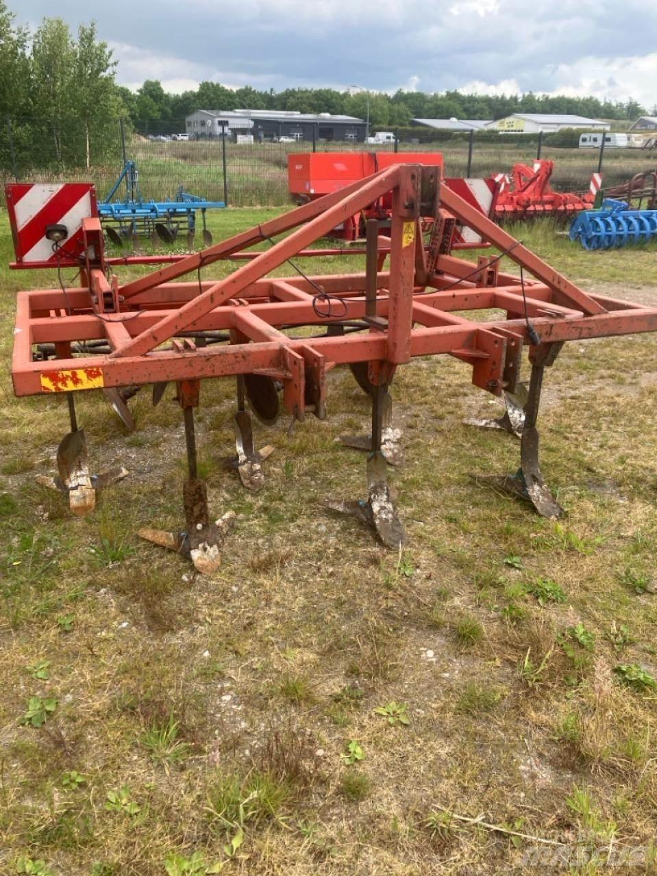 Evers Brumby 中耕管理機