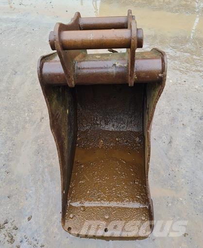  18 BUCKET, 50mm PINS 鏟斗