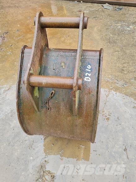  18 BUCKET, 50mm PINS 鏟斗