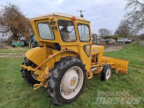 Ford 2000 TRACTOR 其他
