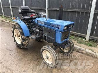 Iseki TX1510 反鏟裝載機