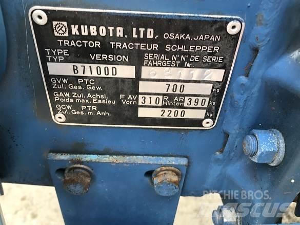 Kubota B7100D 反鏟裝載機