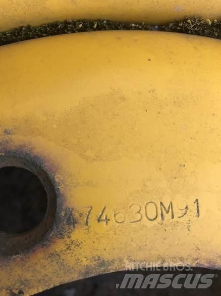  MASSEY FRONT WHEEL 輪胎、車輪和輪圈