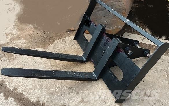  NEW 6T PALLET FORKS 其他