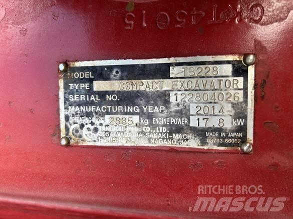 Takeuchi TB228 其他