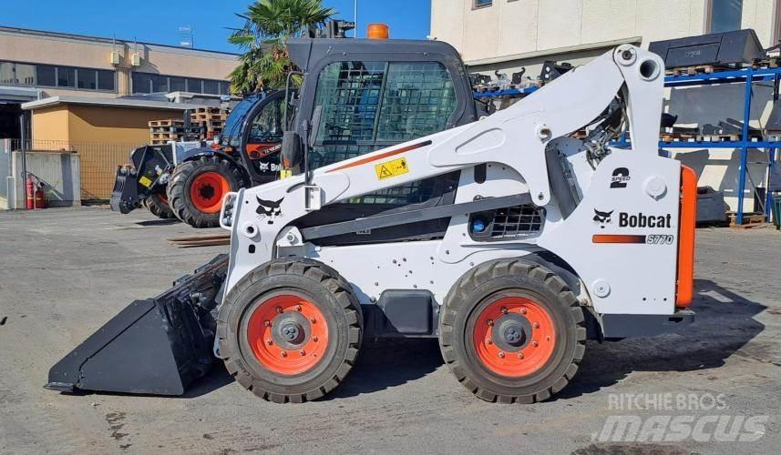 Bobcat S770HF 滑移轉向裝載機