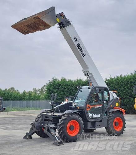Bobcat T40.180SLP 100 HP 伸縮臂操作車
