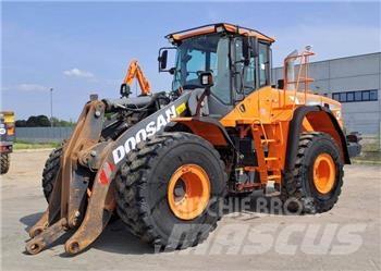 Doosan DL420-5 CVT 輪胎式裝載機