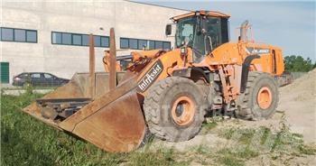 Doosan DL550-5 輪胎式裝載機