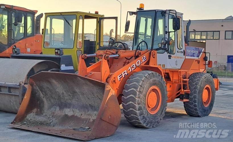 Fiat-Hitachi FR130-2 輪胎式裝載機