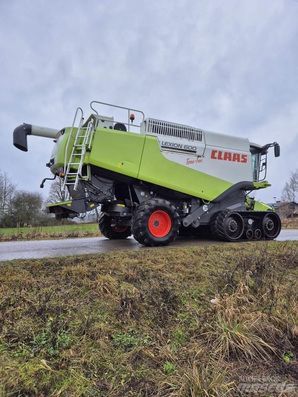 CLAAS LEXION 600 TT 聯合收穫機