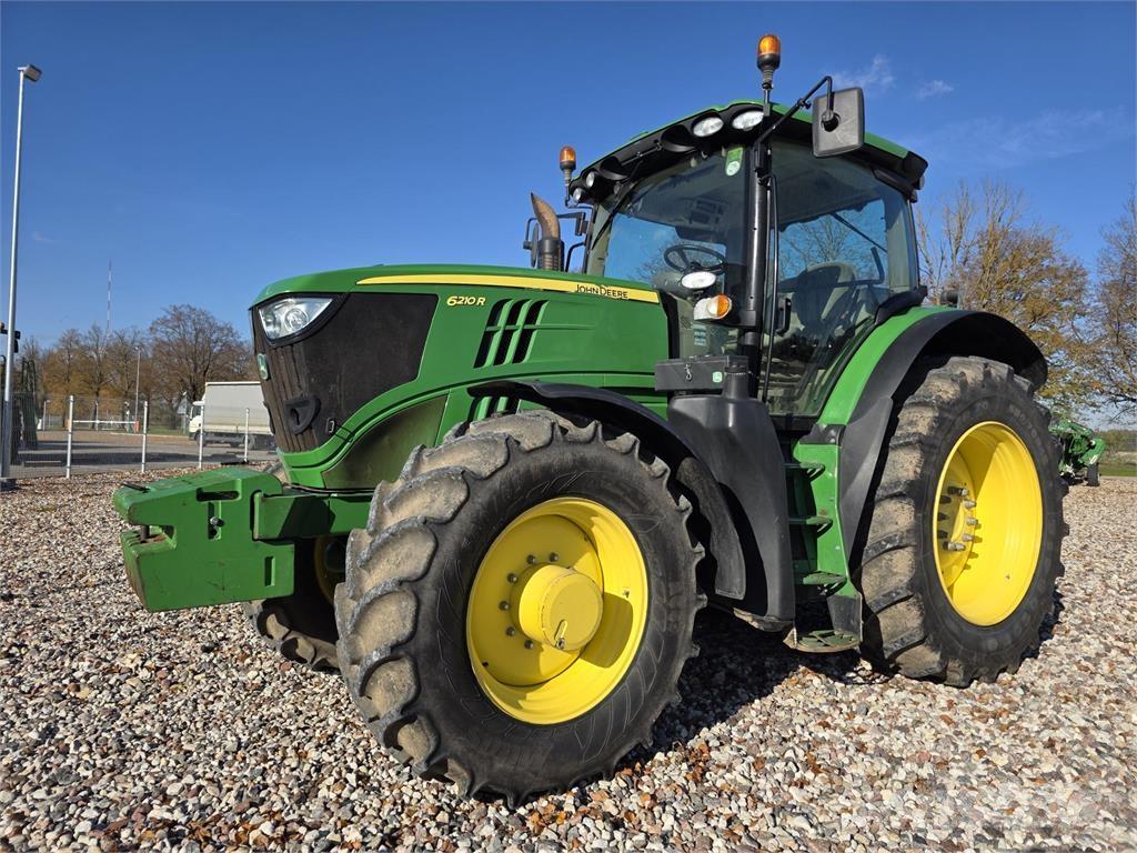 John Deere 6210R 曳引機