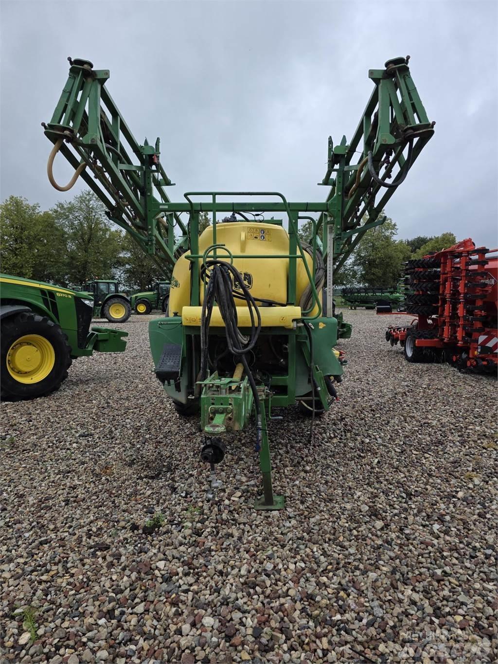 John Deere 732 噴霧機
