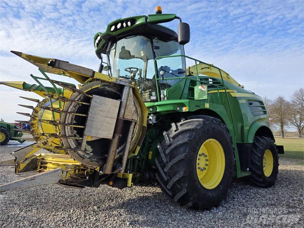 John Deere 8300 自走式飼料採集機