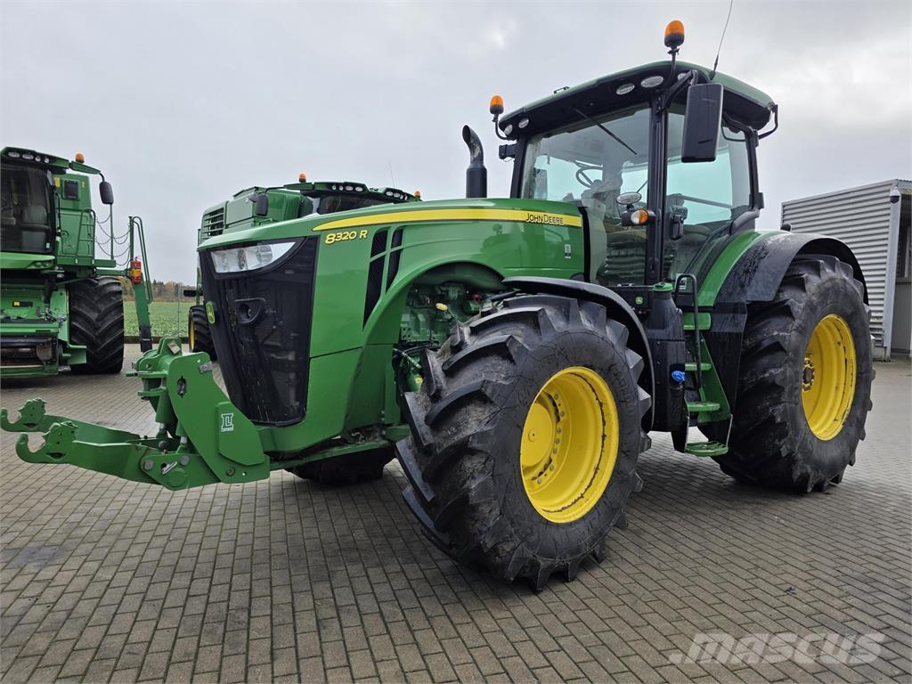 John Deere 8320R 曳引機