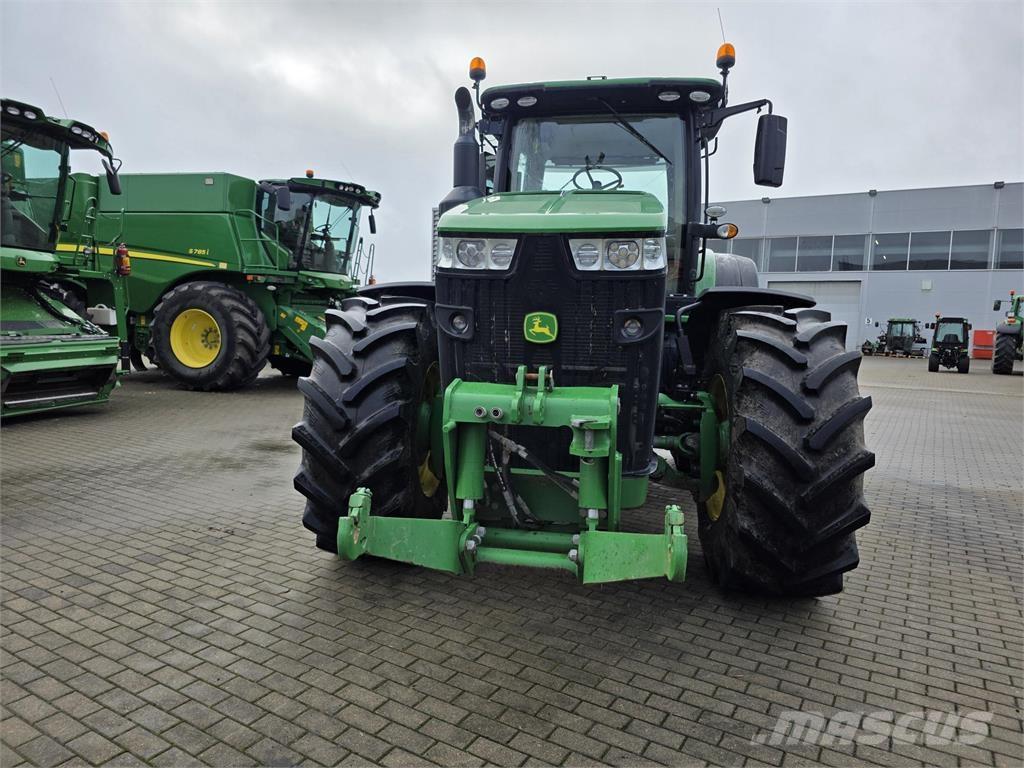 John Deere 8320R 曳引機