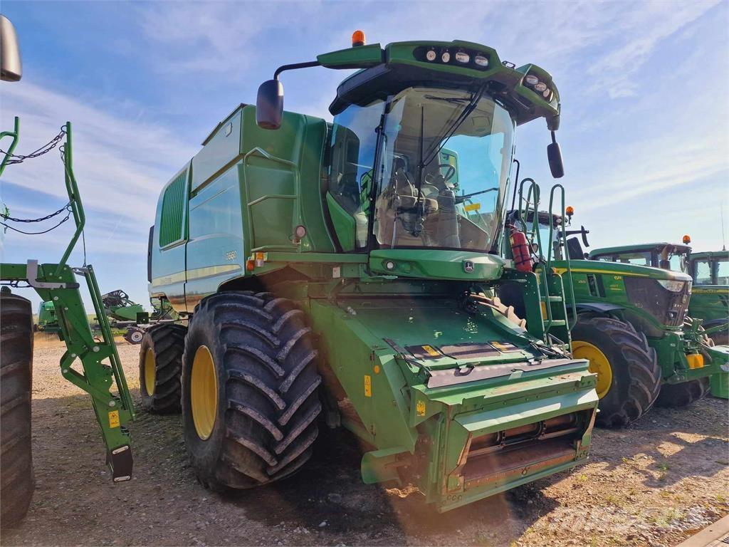 John Deere T660 聯合收穫機