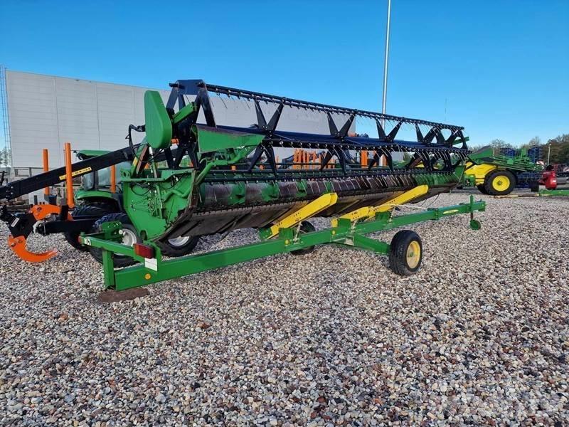 John Deere T660 聯合收穫機